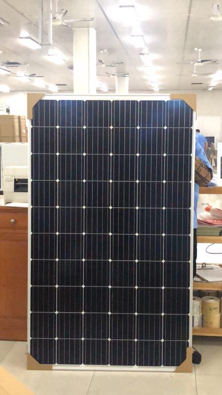 Solar Panel 590W
